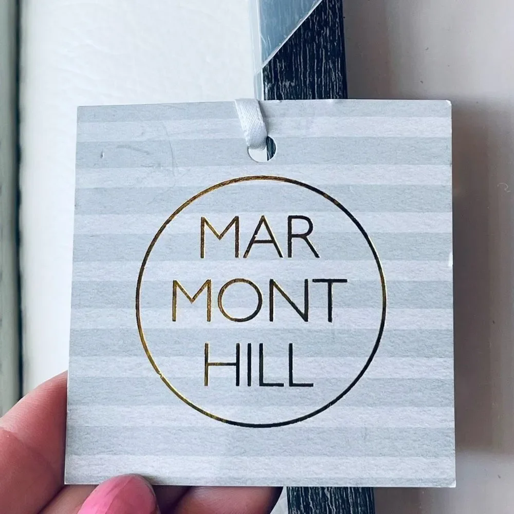 NWT Marmont Hill Coming into Fashion Canvas Framed Art Coming into Fashion Londo